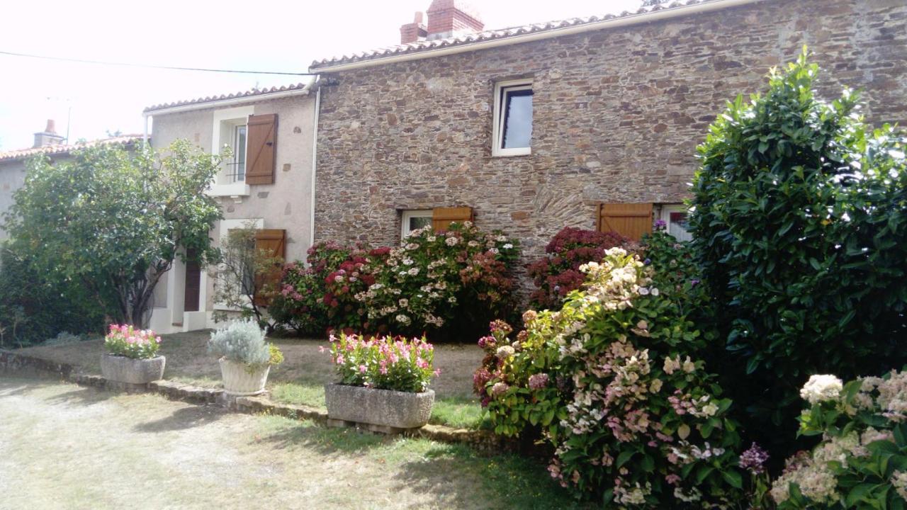 Au Clos De Launay Chambres D'Hotes Le Cellier Екстериор снимка